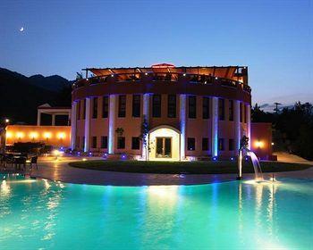 Mouzaki Palace Exterior foto